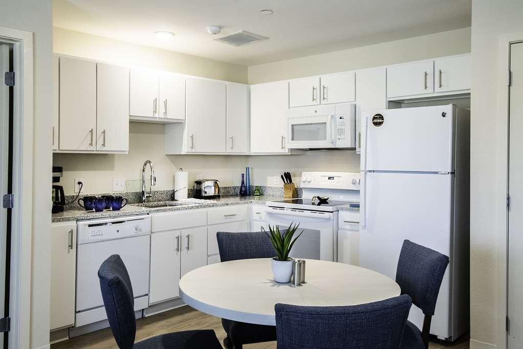 Parks Residential-Richardson Apartment Facilities photo